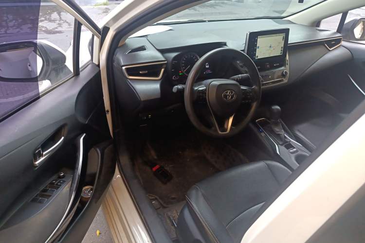 Used Toyota Corolla 2021 Dual-Motor 1.8L E-CVT Elite Edition
