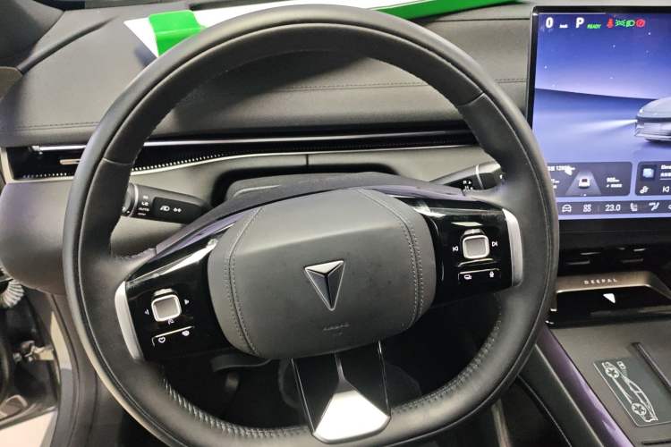 Used  L07 2024 230Max Qiankun Intelligent Driving ADS SE Range-Extended Version