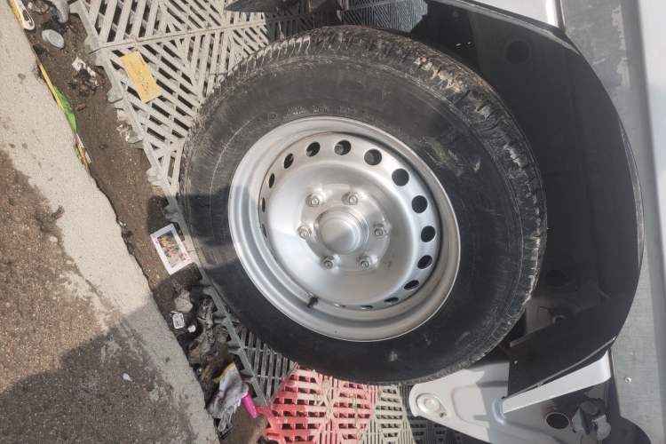 Used Wuling Rongguang New Truck 2023 1.5L Single-Row Base Version LAR