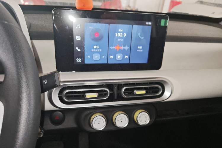 Used Wuling Hongguang MINIEV 2024 3rd Generation 215km Advanced Version