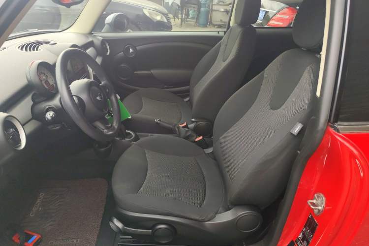 Used MINI MINI 2011 1.6L ONE

