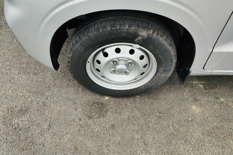 Used Wuling Hongguang V 2022 1.5L Jingqu Edition Electric-Assist LAR