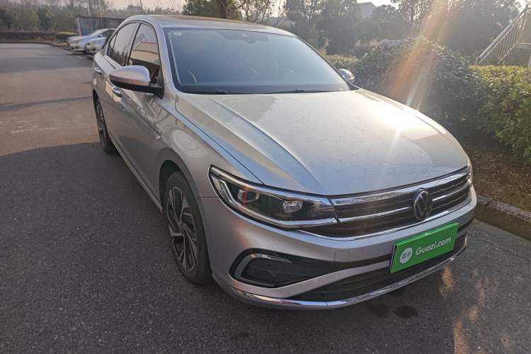 Used Volkswagen Bora 2023 200TSI DSG SmartDrive PRO Edition
