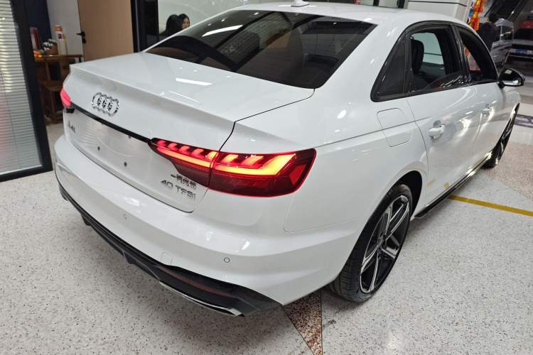 Used Audi A4L 2024 40 TFSI Luxury Dynamic Edition
