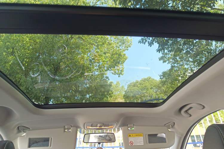 Used MG ZS 2018 1.5L Automatic Luxury Edition China V Standard
