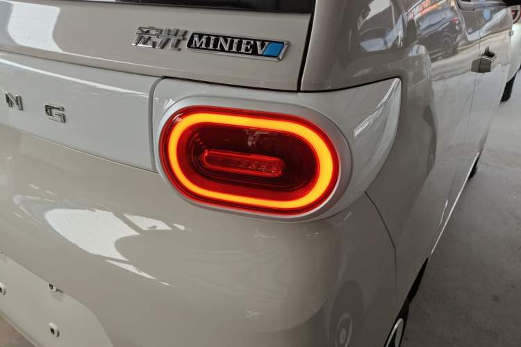 Used Wuling Hongguang MINIEV 2024 3rd Generation 215km Youth Edition
