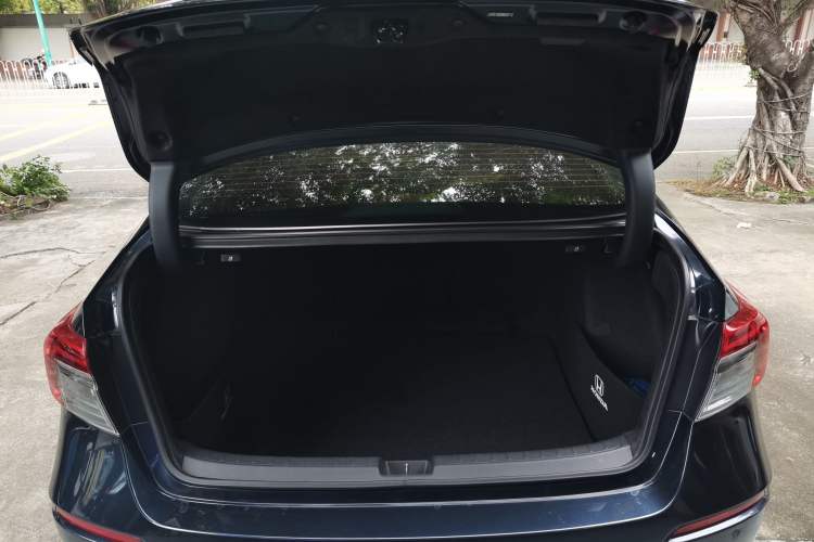 Used Honda Civic 2022 240TURBO CVT Dynamic Control Version
