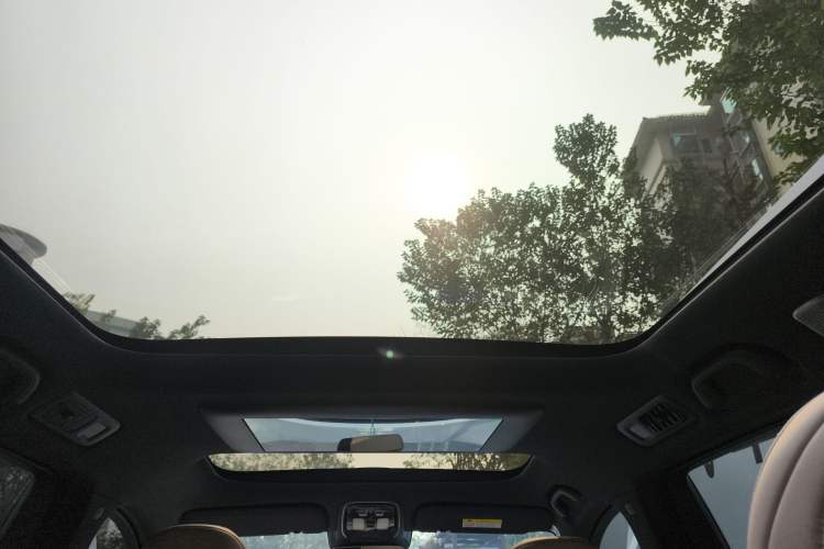 Used  S09 2025 Rear-Drive Ultra+
