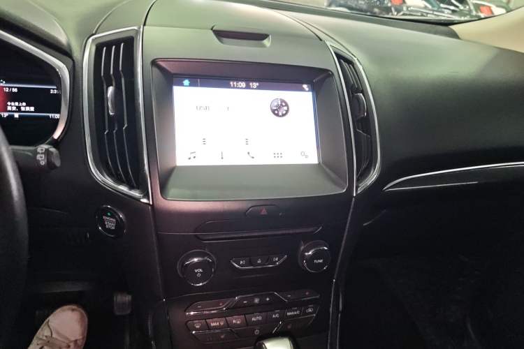 Used Ford Edge 2018 EcoBoost 245 Two-Wheel-Drive Titanium 7-Seater China VI Standard