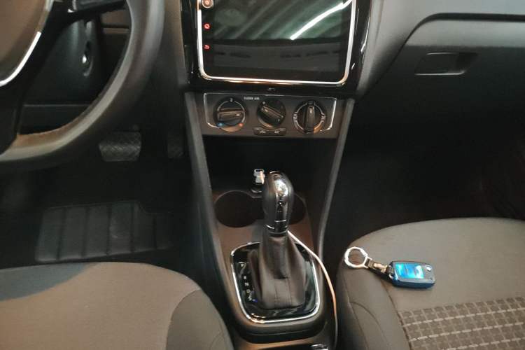 Used Volkswagen Polo 2018 1.5L Automatic Enjoyment Model
