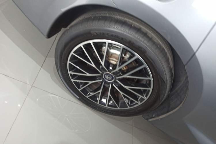 Used BYD Qin L 2025 DM-i Smart Drive 120KM Excellence Model