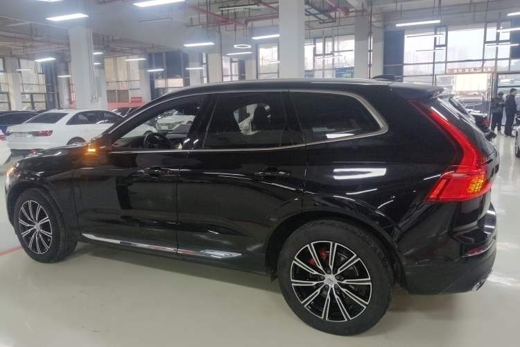 Used Volvo XC60 2021 T5 4x4 Smart Luxury Edition
