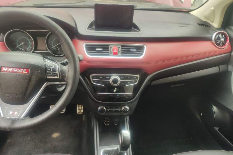 Used Haval H1 2015 1.5L AMT Luxury Model
