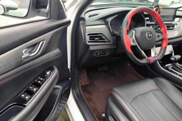 Used Changan CS75 2021 Honor Million Edition 280T DCT Prestige Model