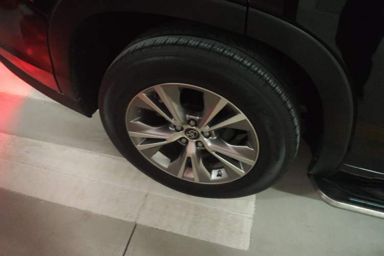 Used Toyota Highlander 2021 2.0T Four-Wheel Drive Elite Edition 7-Seater