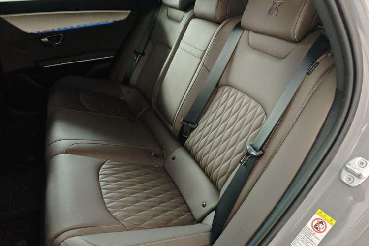 Used BYD Han 2025 DM-i 125KM Comfort Model
