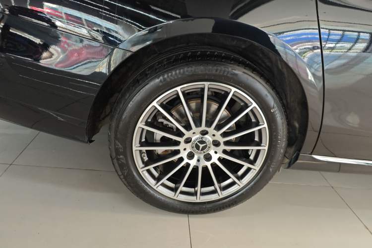 Used Mercedes-Benz E-Class 2023 Facelift E 260 L