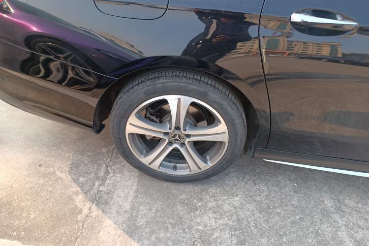 Used Mercedes-Benz E-Class 2018 Facelift E 200 L Sport Edition