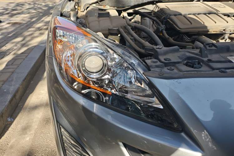 Used Mazda Mazda 3 2013 Hatchback 1.6L Automatic Elite Model