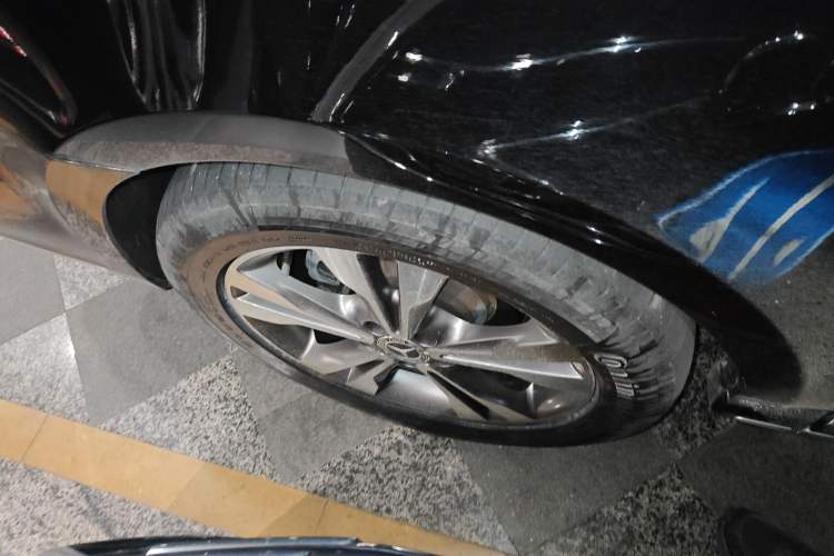 Used Mercedes-Benz V-Class 2018 V 260 Avantgarde Edition China VI