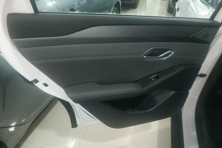 Used BYD Qin L 2025 EV 545KM Beyond Version
