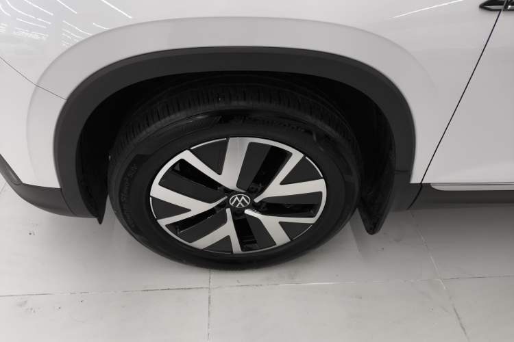 Used Volkswagen Tayron 2024 300TSI Two-Wheel-Drive Luxury Plus Advanced Version