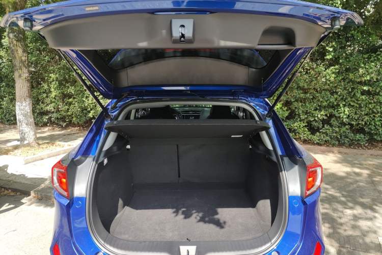 Used Acura CDX 2019 1.5T Two-Wheel Drive Deluxe Edition