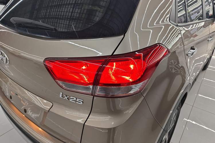 Used Hyundai ix25 2017 1.6L Automatic Smart Version