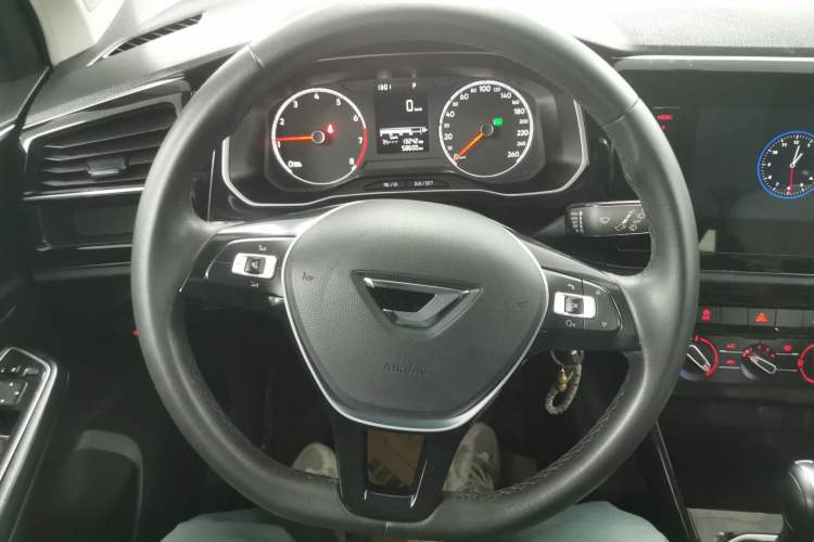 Used Jetta VS5 2022 280TSI Automatic Trendy Pro Version
