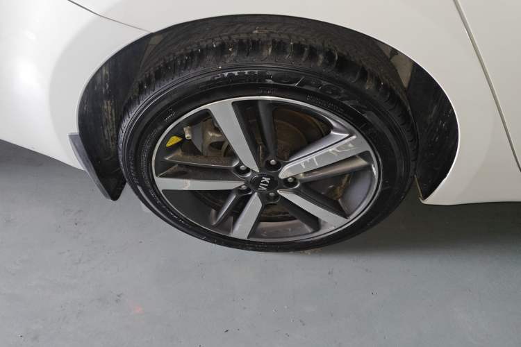 Used Kia K3 2017 1.6L Automatic 15th Anniversary Special Edition GLS
