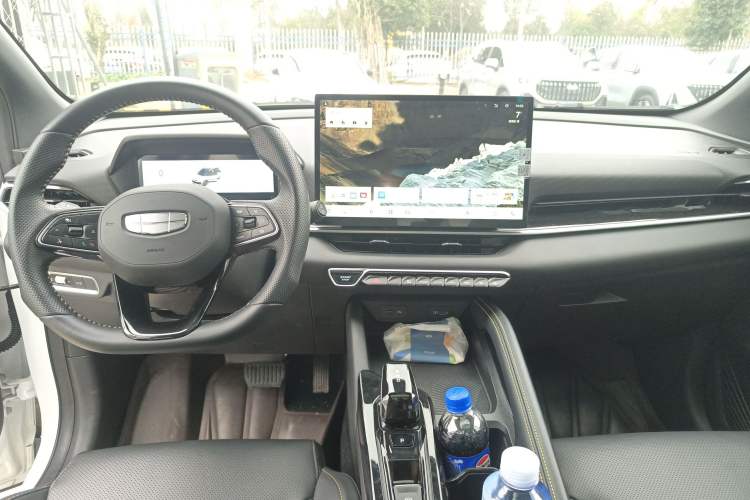 Used Geely Auto Coolray 2025 Bin Yue L 1.5T DCT Starlight Edition