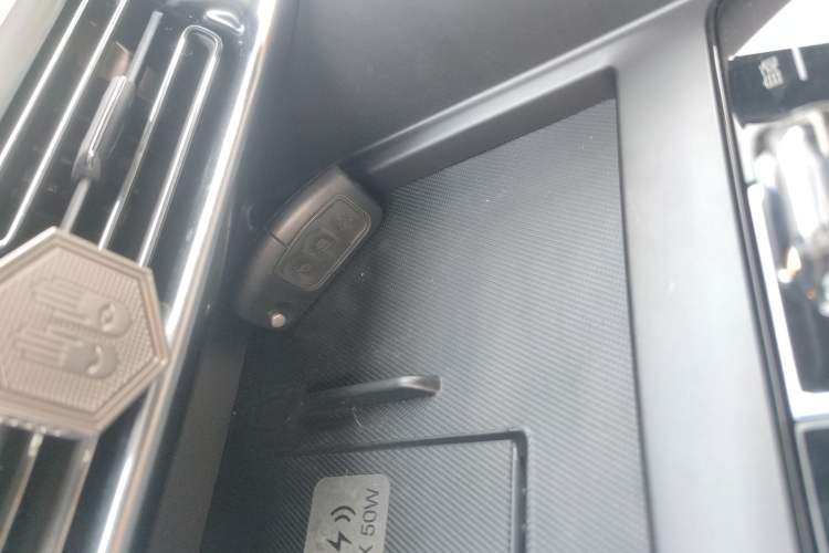 Used BYD Song PLUS New Energy 2025 EV Intelligent Driving Version 520km Premium Model
