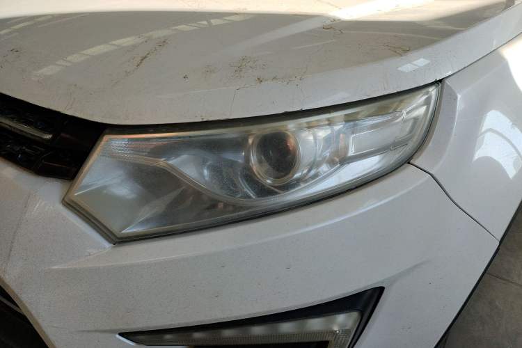 Used JMC Yusheng S330 2016 1.5L GTDi Automatic Two-Wheel Drive Flagship Edition
