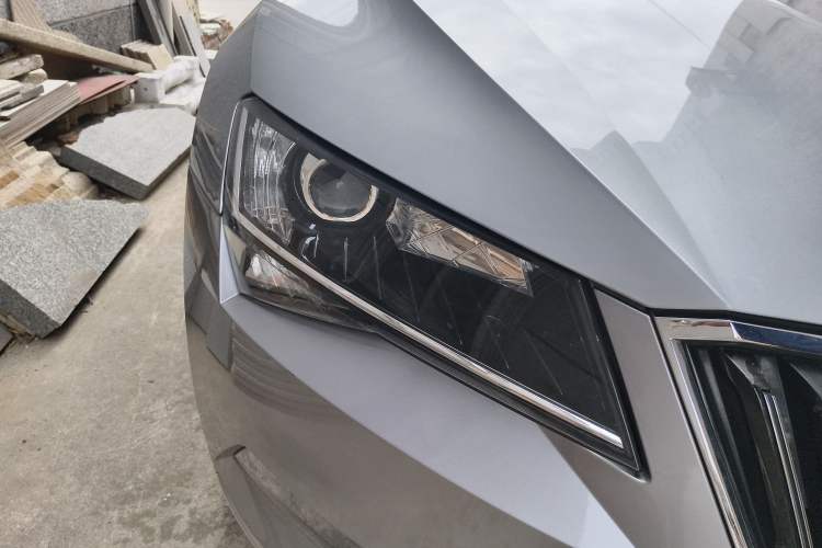 Used Skoda Superb 2016 TSI330 DSG Innovation Edition