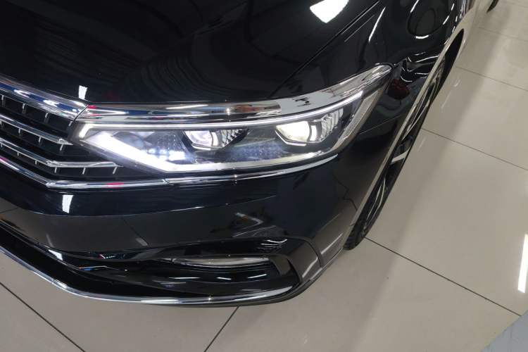 Used Volkswagen Magotan 2023 2 Million Units Limited-Edition 380TSI DSG Flagship Version
