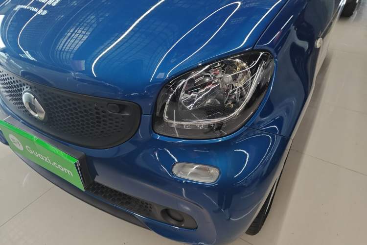 Used  forfour 2016 1.0L 52 kW Dynamic Edition
