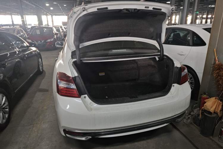 Used Honda Accord 2016 Hybrid 2.0L Sharp Edition
