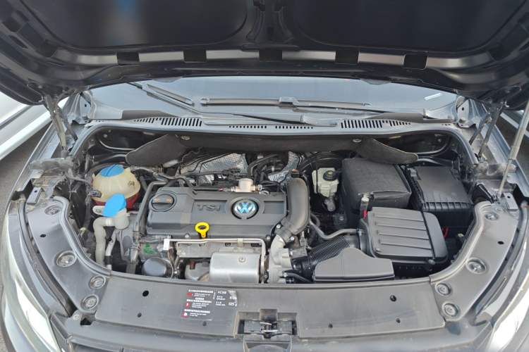 Used Volkswagen Touran 2013 1.4T Manual Fashion Edition 5 Seats
