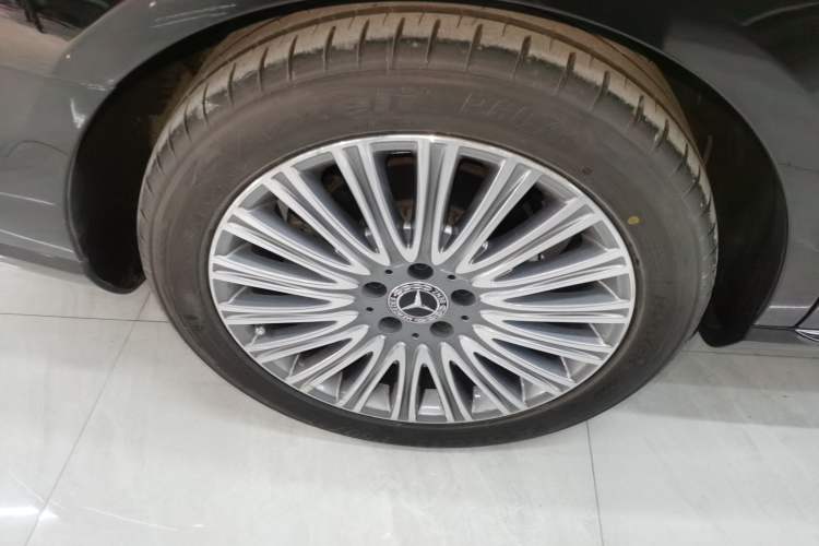 Used Mercedes-Benz E-Class 2022 Updated E 300 L Luxury Edition