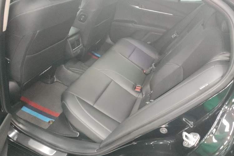 Used Toyota Camry 2024 Dual-Motor 2.0 HG Premium Edition