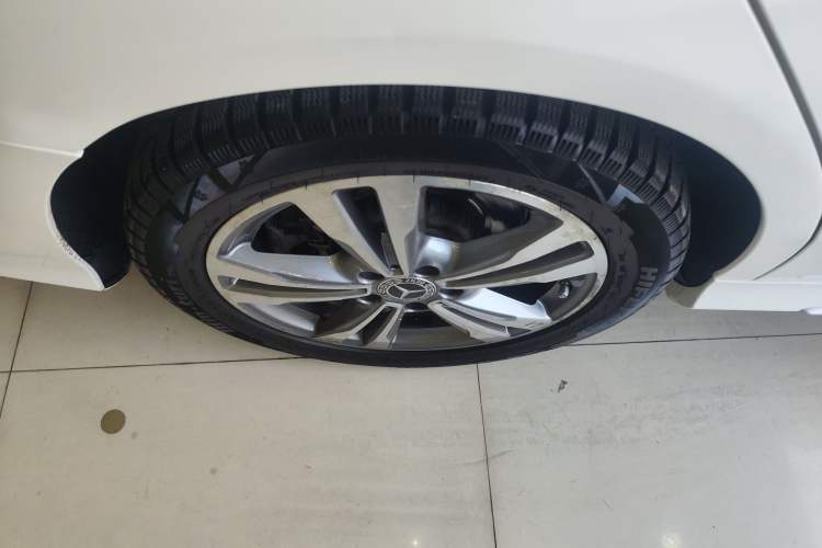 Used Mercedes-Benz C-Class 2017 Facelift C 200 L Sport Edition
