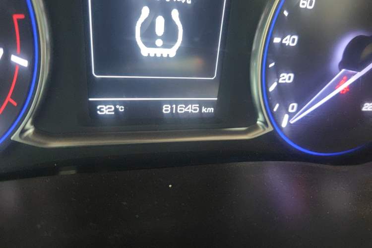 Used Changan Lingxuan 2017 1.6L Manual Elite Model
