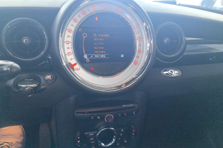 Used  Roadster 2012 1.6L COOPER
