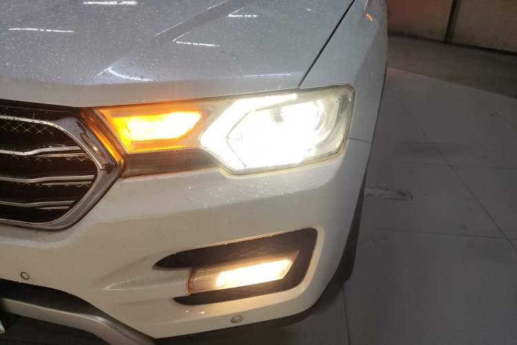 Used Haval H7 2016 Blue-Label H7 2.0T Automatic Luxury Model
