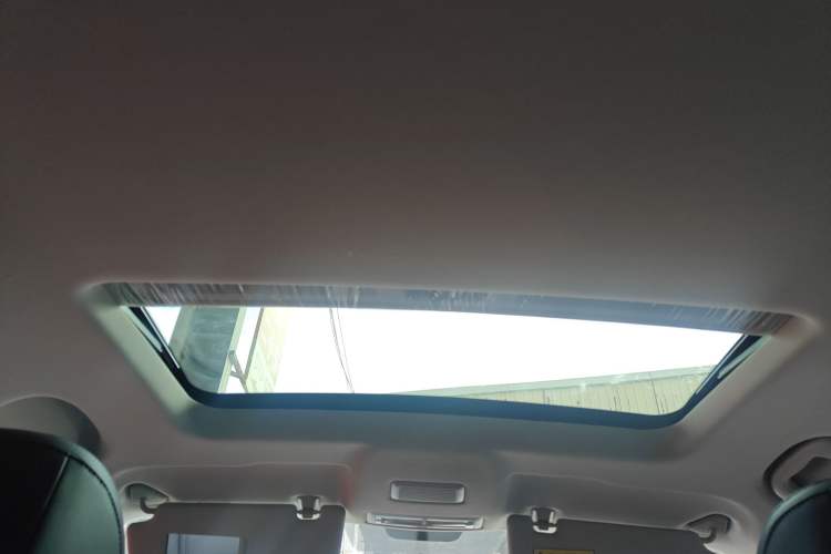 Used Roewe i5 2023 1.5L CVT Luxury Edition