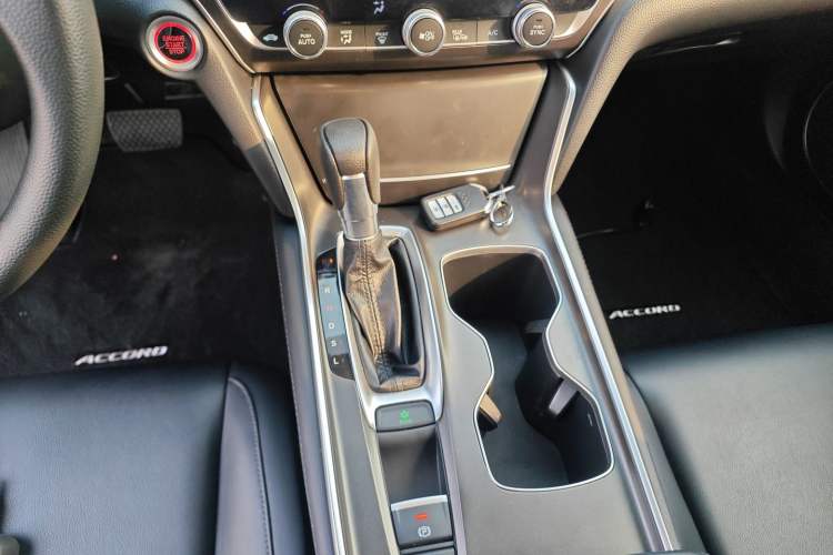 Used Honda Accord 2018 230TURBO Comfort Version National V
