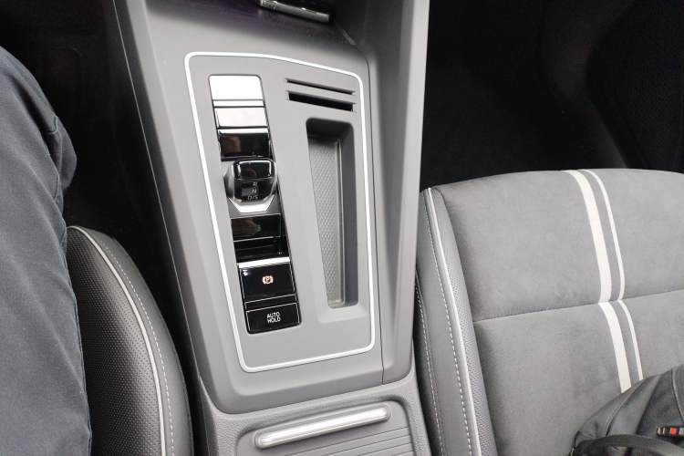 Used Volkswagen Golf 2021 280TSI DSG R-Line
