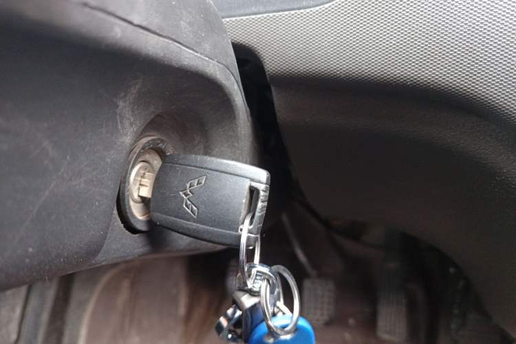 Used Wuling Rongguang S 2021 1.2L Base Model 7-Seater LSI