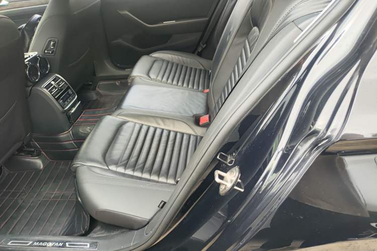 Used Volkswagen Magotan 2019 330TSI DSG Luxury Version China VI Standard
