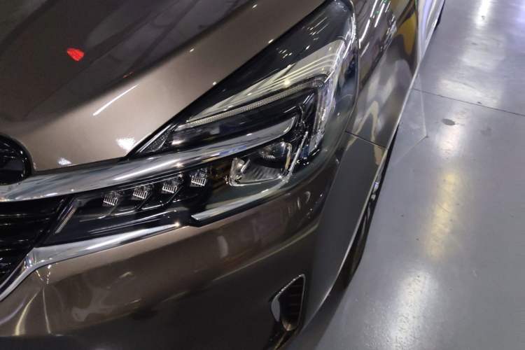 Used Buick GL8 2021 Land Cruiser Executive Class 652T Luxury Model
